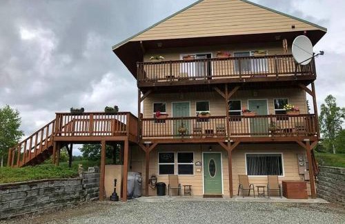 Trapper Creek Bed & Breakfast | McKinley View B&B