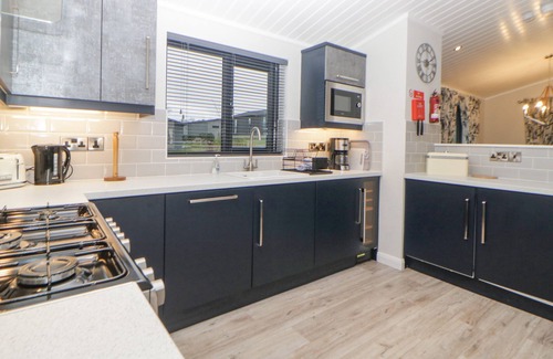 Lifton Cottage | Meadow Lodge