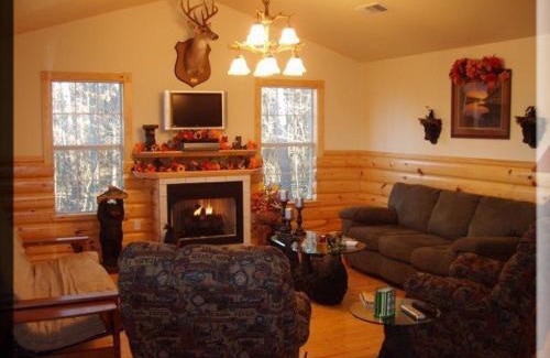 Hatfield House | Meadow Pine Cabins