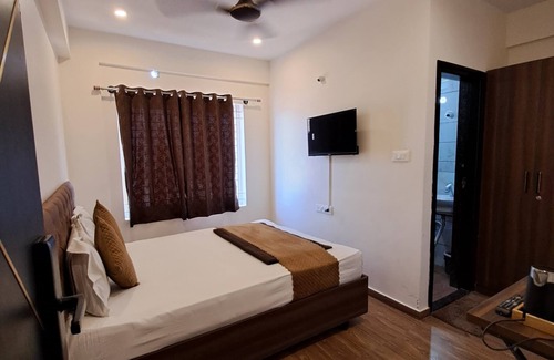 Mysore Hotel | Meadows Inn