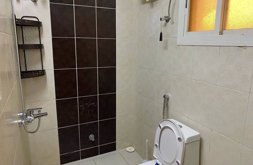 Mecca Apartment | Mecca Room /transport available