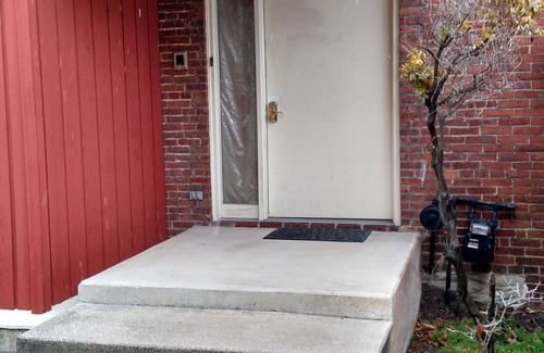 Mechanicsburg Apartment | Mechanicsburg Wow Studio w Kitchenette/Private Entrance - For 1-2 Guests.