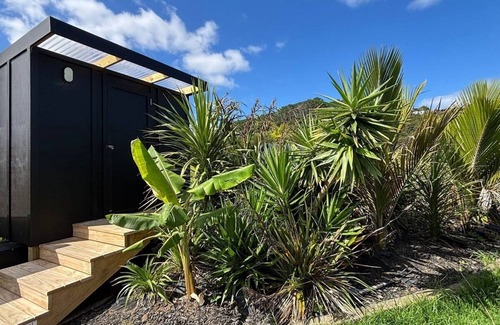 Tryphena House | Medlands Beach House