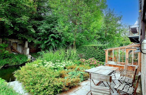 Historical Center Bruges Apartment | Medieval studio in the historic centre