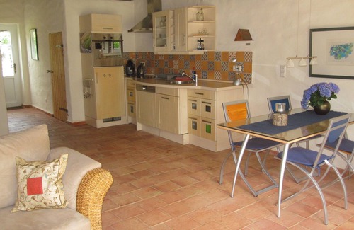 Luhnstedt Apartment | Mediterranean lifestyle in a historic setting
