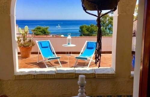 Torre Colonna-sperone Villa | Mediterranean Vintage