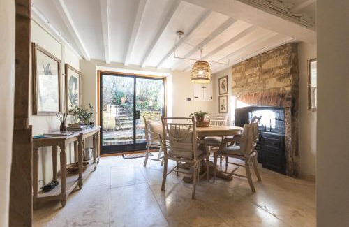 Aston Magna House | Medius Cottage in the Cotswolds