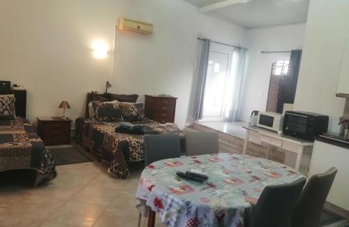 Colmeal House | Medronhal Faro EM 520 - 2- casas de férias medronhal