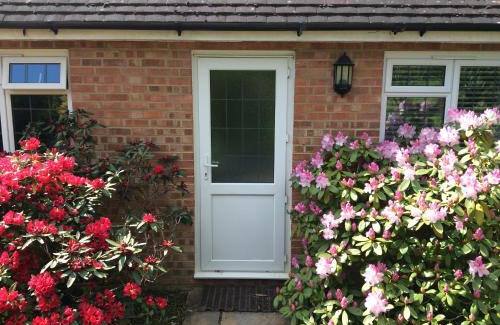 Barns Green Apartment | Melbury