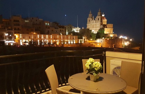 Mellieħa Heights Apartment | Mellieha Sea View Apartment (with on site parking)