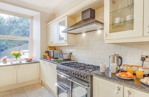 Brynrefail Cottage | MENAI VIEW, family friendly, with open fire in Llanfairpwllgwyngyll