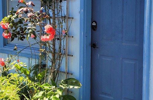 Mendocino Apartment | Mendocino Garden Studio #5, Full kitchenn