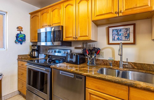 Kihei Condo | Menehune Shores #210 – Stunning Ocean Views and Ultimate Relaxation Await