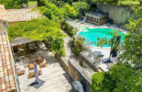 Menerbes House | Ménerbes, in walking distance of the centre - Sleeps 10