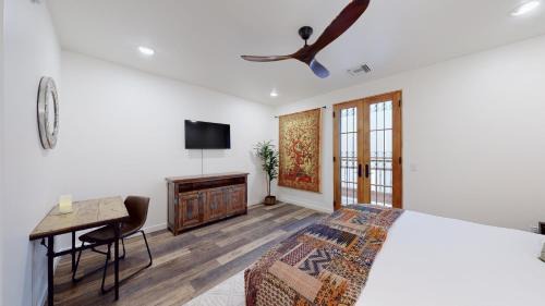 Menlo Park House | Menlo Magic