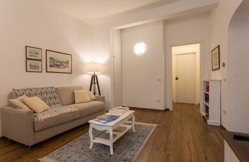 Prato Apartment | Mercatale Apartment in Tuscany (WIFI, Air conditioning)