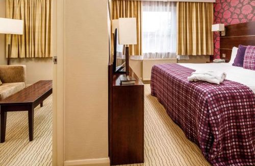 Blackrod Hotel | Mercure Bolton Georgian House Hotel