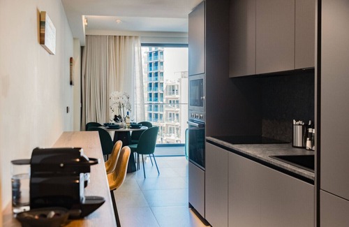 St. Julian's Apartment | Mercury Suite Lovely w/Pool access by ArcoBnb