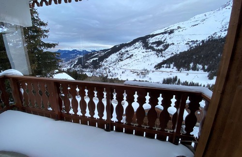 Les Allues Apartment | MERIBEL-MOTTARET 3 rooms for 6 people with balcony view MERIBEL AND THE MOUNTAIN
