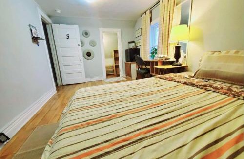 Winnipeg House | Merj's Guest House in Wolesly