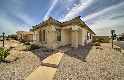 East Mesa House | Mesa Retreat w/Pool Access: 7 Miles to Usery MTN!