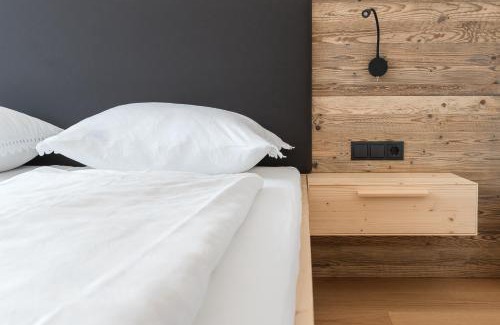 Rasa Apartment | MESNERHOF CHALET - Ruhe, Rückzug & Südtiroler Charme mit kostenlosem Parken in der Tiefgarage