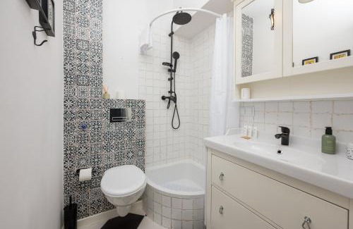 Mokotow Apartment | Metro Racławicka Comfy Apartment by BookingHost