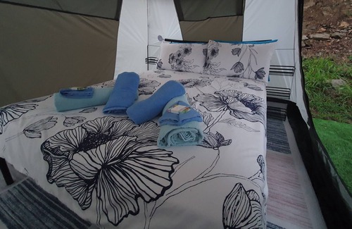 Mount Morgan Bed & Breakfast | Meyenburg Double bed Tent, Mt Morgan, Qld with shared bath/kitchen