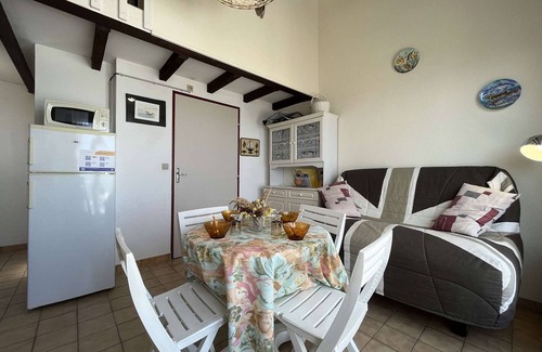 Les Ayguades Apartment | Mezzanine studio with terrace, 4 beds, near shops and beach, private parking