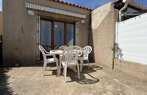 Les Ayguades Apartment | Mezzanine studio with terrace, 4 beds, near shops and beach, private parking