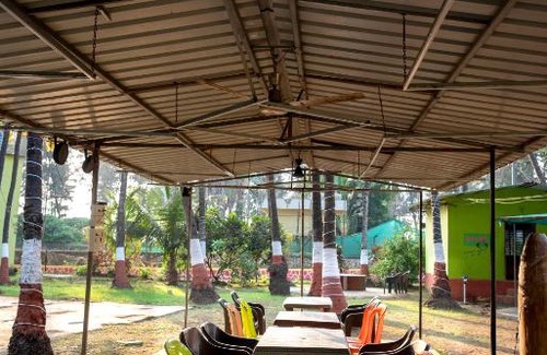 Tivarekar Wadi Hotel | Mhatre Wadi Resort & Resturant