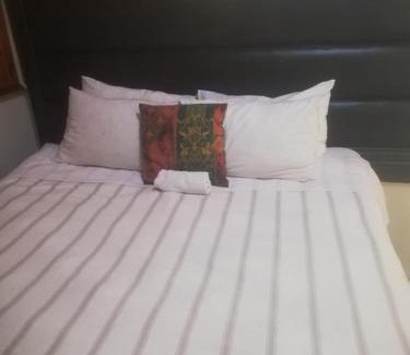 Vereeniging Hotel | Miami guest house