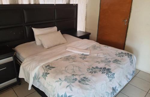 Vereeniging Hotel | Miami guest house