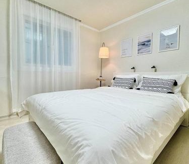 Seolcheon-myeon Apartment | MiaNestㅣNorth SeoulㅣFamily AccommodationㅣFree ParkingㅣHyehwaㅣDongdaemunㅣMyeongdongㅣSeoul StationㅣBukhansanㅣAirport BusㅣNetflix