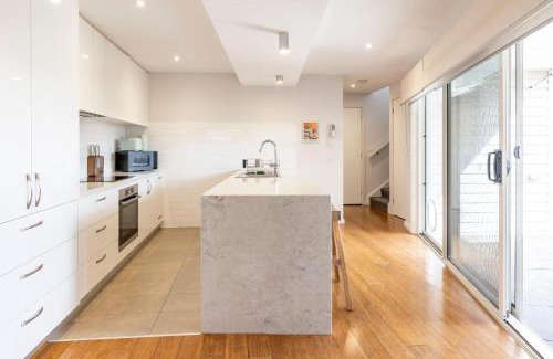 Geelong House | Mibnb Avoca Place Geelong