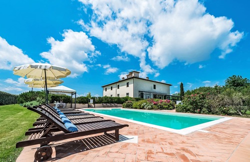 Le Piazze House | Michelangioli by Interhome