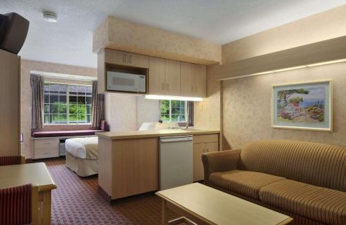 Baldwinsville Hotel | Microtel Inn & Suites by Wyndham Syracuse Baldwinsville