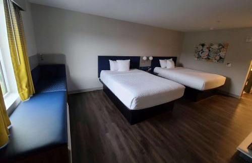 Milford Hotel | Microtel Inn & Suites by Wyndham Milford