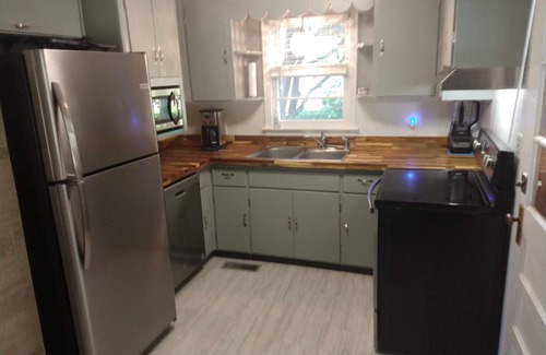 McKenzie House | Mid Century Modern McKenzie