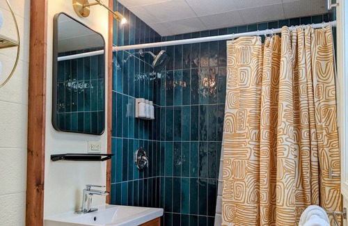 Onekama House | Mid-Century Modern Room #3