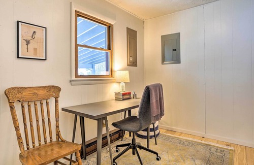 Front Royal Cabin | Mid-Century Modern Cabin: Mountain & Natural Views