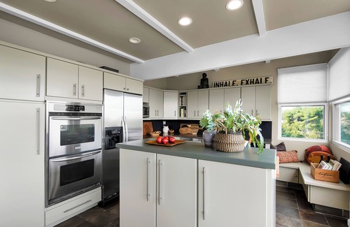 Studio City House | Mid-Century Modern in the hills of Studio City with amazing views