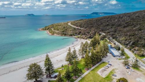Middleton Beach House | Midd's on the Beach - luxury beach front apartment