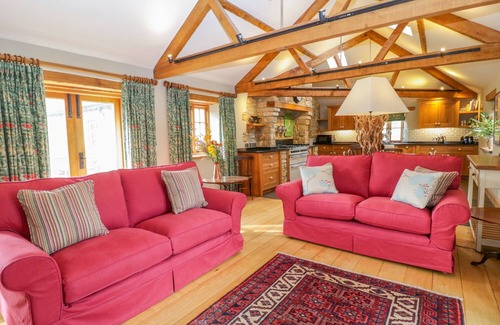 Littlebredy Cottage | MIDDLE FARM ANNEX, family friendly, with open fire in Long Bredy