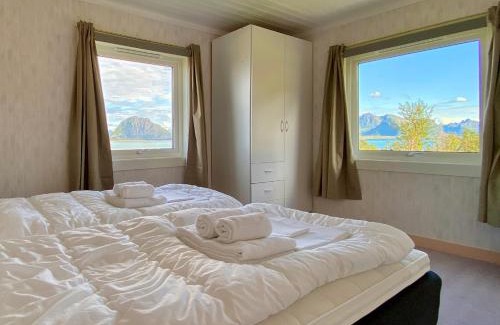 Bostad House | Midnight Sun Paradise Lofoten