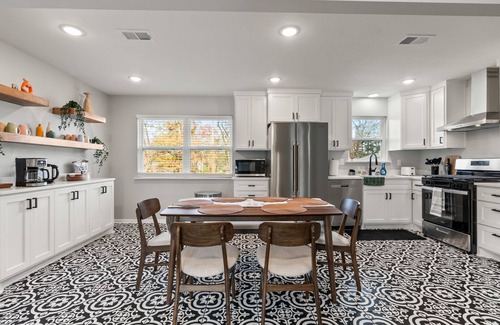 Little Rock House | Midtown 4 BR for Work Stays and Home Transition