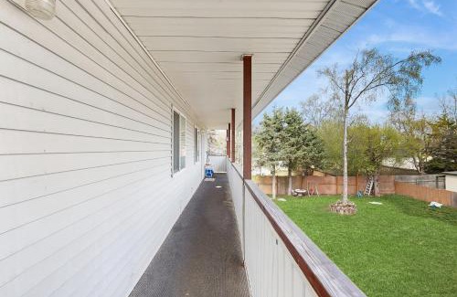 North Star Apartment | Midtown Classic