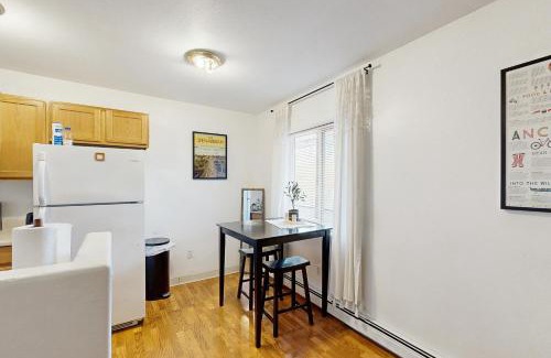 North Star Apartment | Midtown Classic