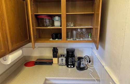 Midtown House | Midtown Hideaway: 1 BR Nest