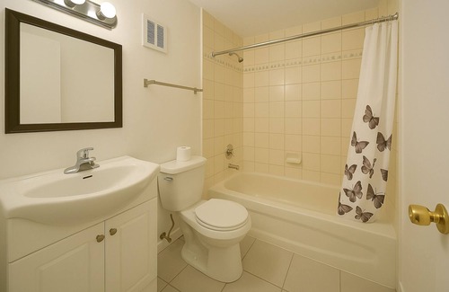 Saskatoon Hotel | Midtown Premium